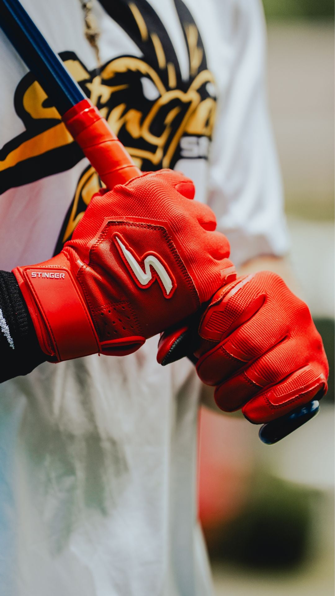 Color Crush Batting Gloves - Red (Bee Logo)