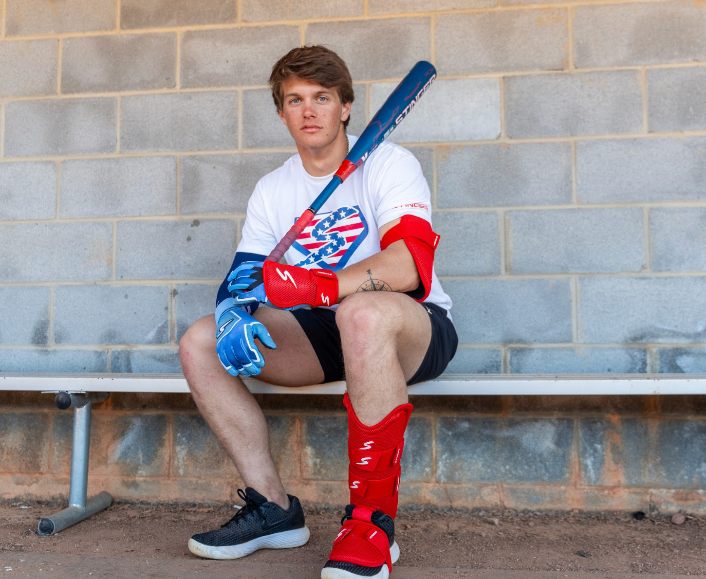 STINGER Select Elbow Guard - RED