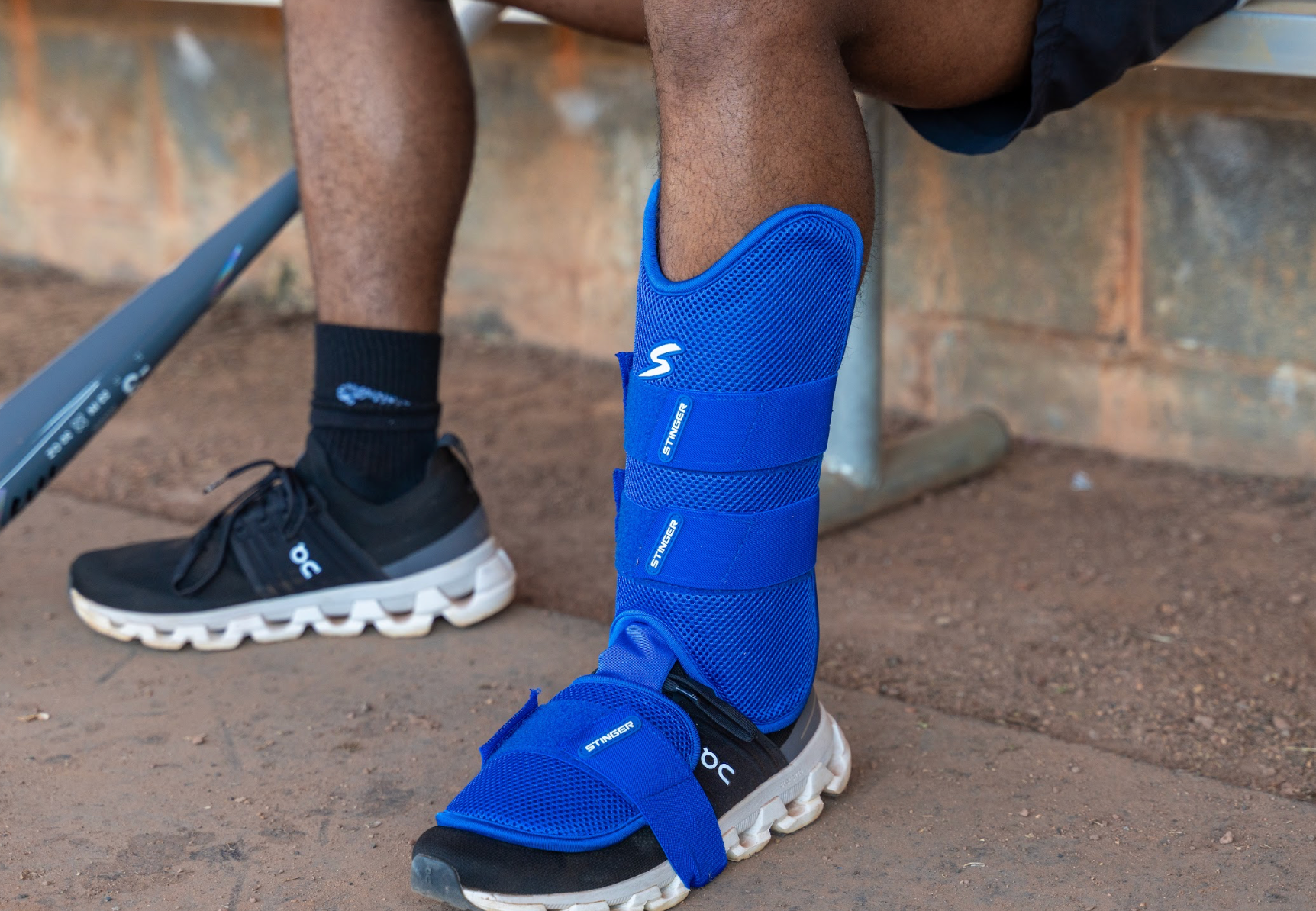 Stinger Select Leg Guard - ROYAL