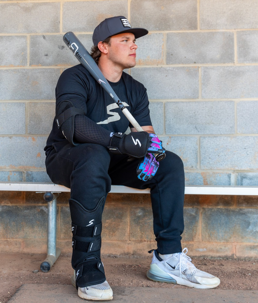 STINGER Select Elbow Guard - BLACK
