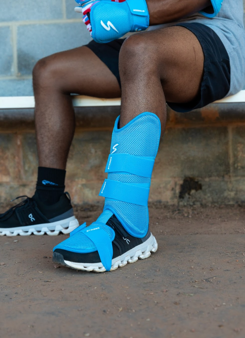 Stinger Select Leg Guard - COLUMBIA
