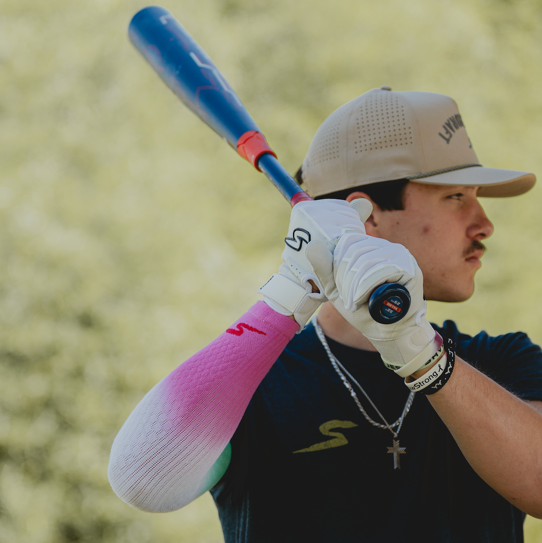 Stinger Premium Arm Sleeve - Mint & Hot Pink