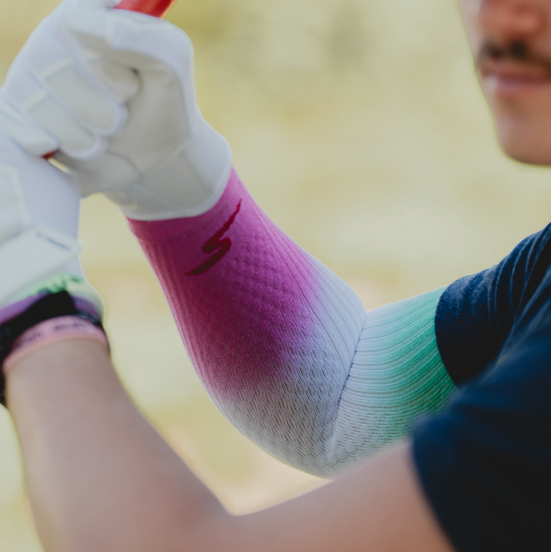 Stinger Premium Arm Sleeve - Mint & Hot Pink