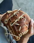 Classic SERIES PLAYER EDITION BASEBALL GLOVE